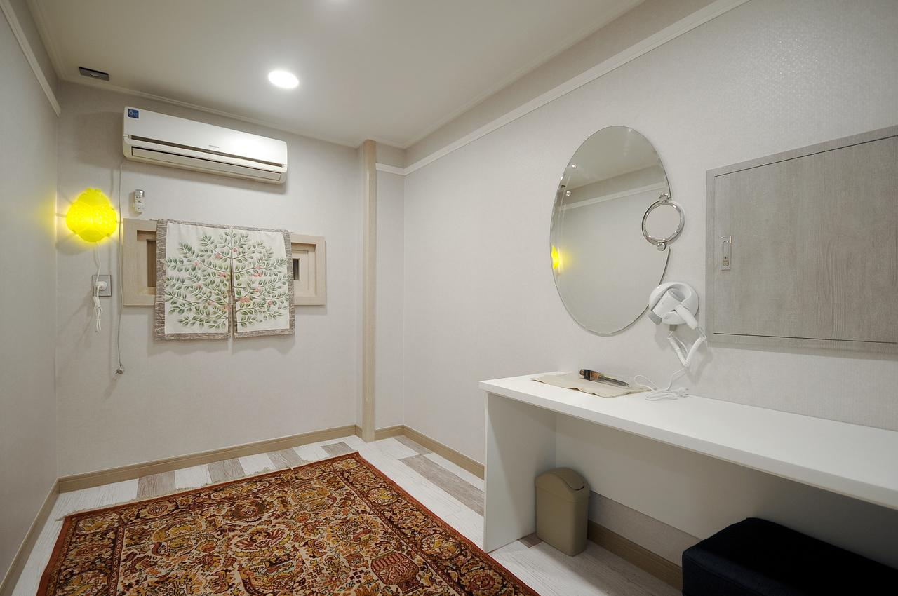 Family Hotel Bnb Pusan Zewnętrze zdjęcie