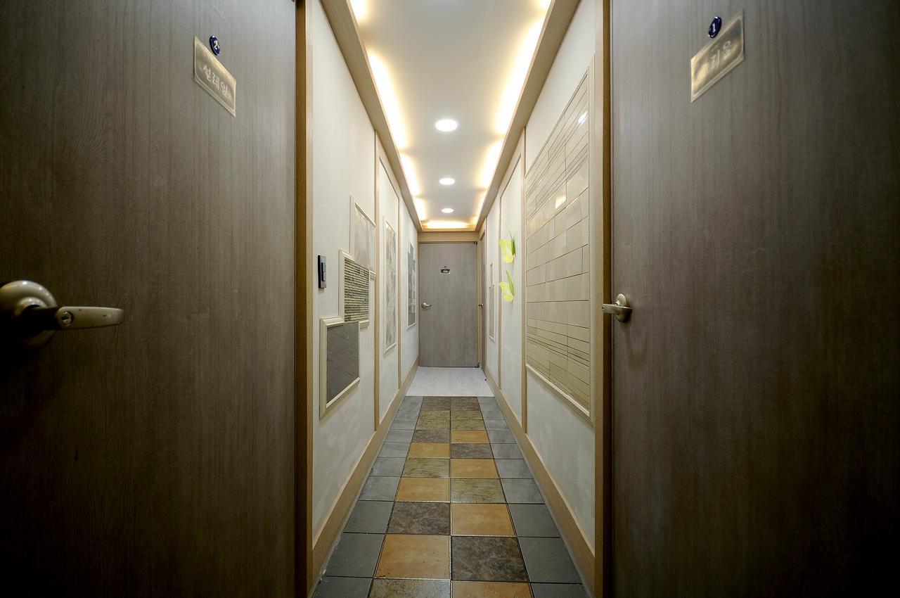 Family Hotel Bnb Pusan Zewnętrze zdjęcie