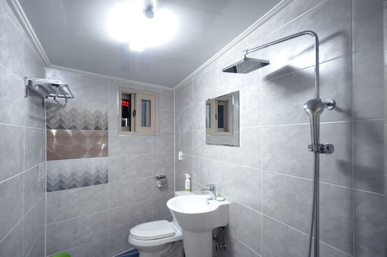Family Hotel Bnb Pusan Zewnętrze zdjęcie